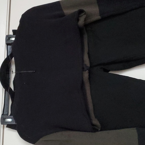 *NWT* Hot Topic's Black and Green Colorblock Bolero - Picture 13 of 16